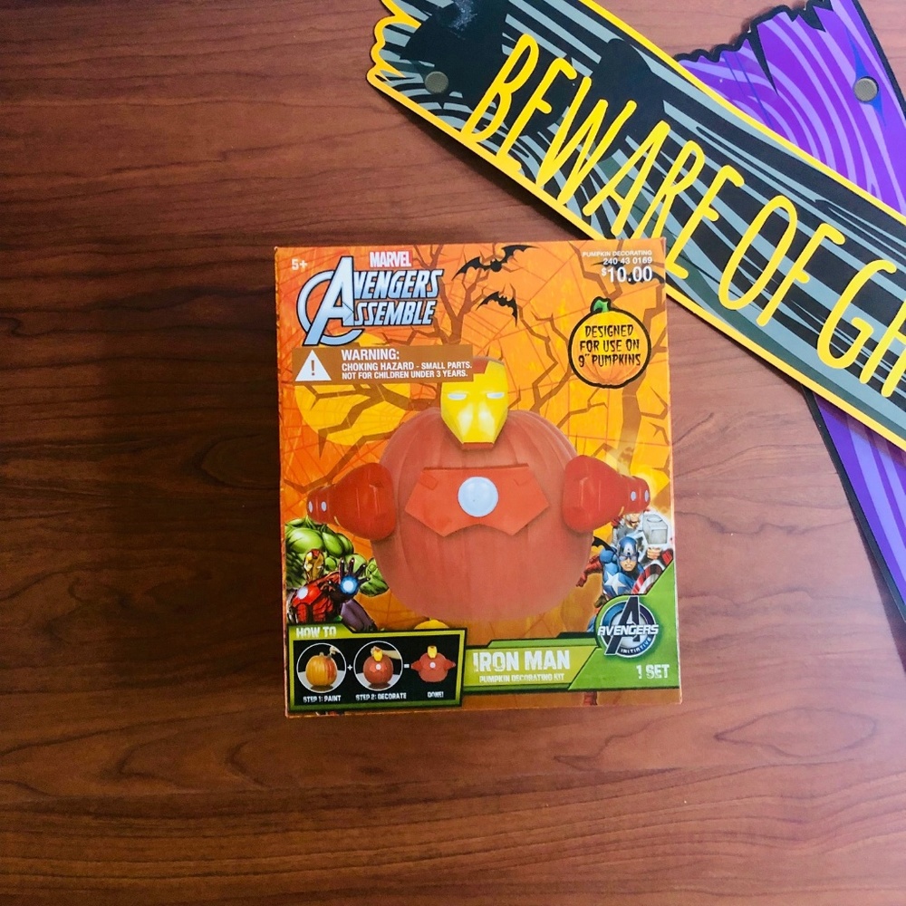 Avengers Assemble Pumpkin Kit: Iron Man